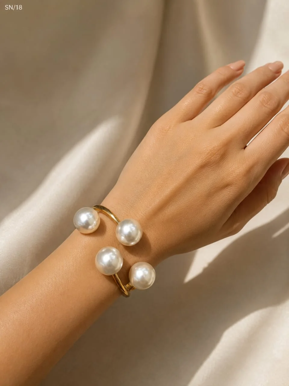 Bracelets 27