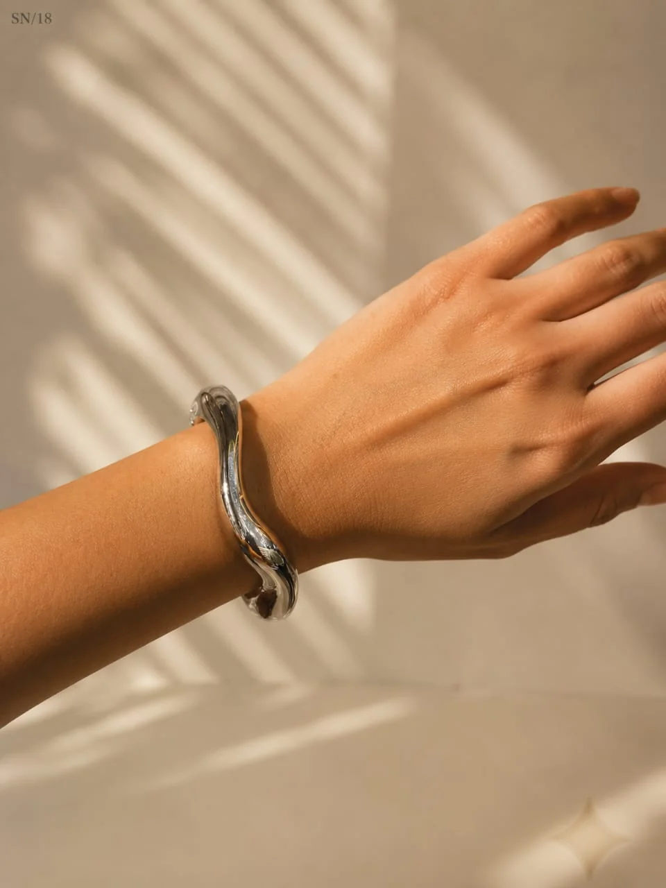 Bracelets 16